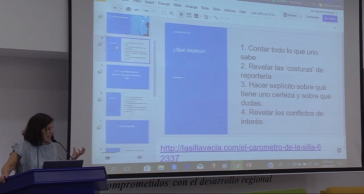 La Cátedra Ética Periodística Javier Darío Restrepo, instaurada por el programa de Comunicación Social y Periodismo de la Universidad de Ibagué en 2017, tuvo su segunda versión el pasado 16 de febrero con la gestión aliada del programa de Diseño. Allí participó Juanita León, directora del portal periodístico La Silla Vacía.